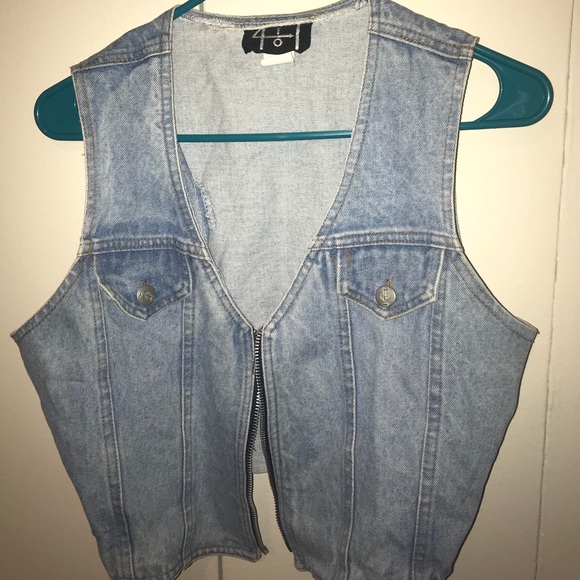 Jean vest - Picture 1 of 2